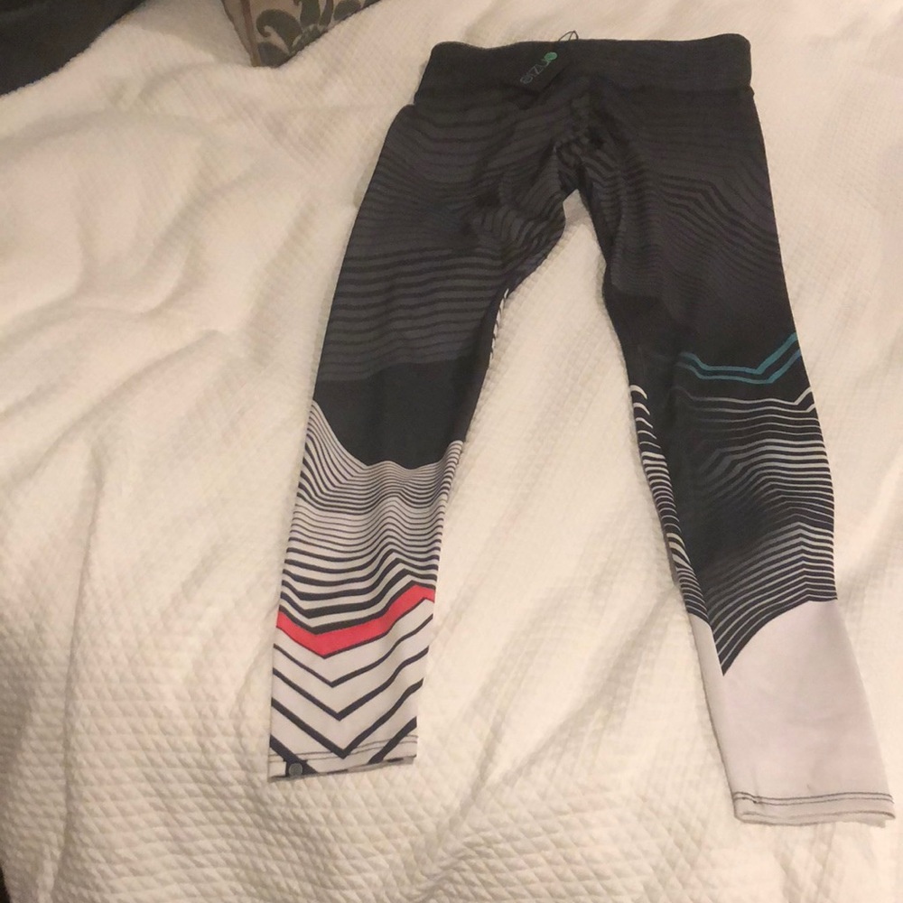 Onzie Yoga Leggings